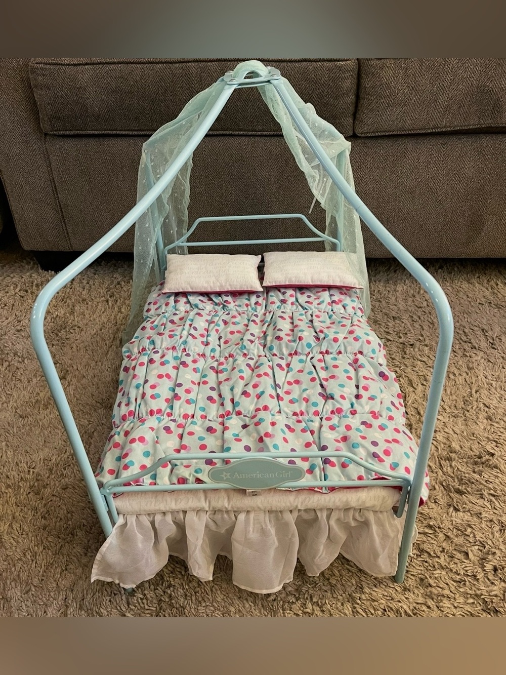 American Girl Truly Me Canopy Doll Bed with Polka Dot Bedding